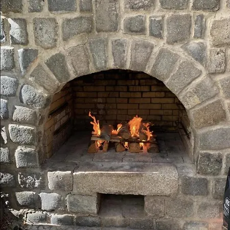 Mit Pool Und Grillplatz In Apartmán *