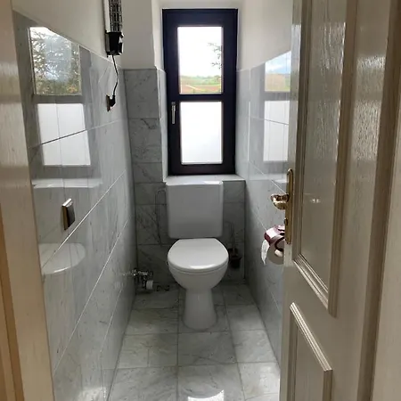 Apartmán Mit Pool Und Grillplatz In