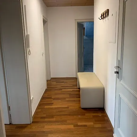 Apartmán Mit Pool Und Grillplatz In *