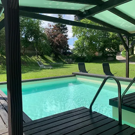 Mit Grillplatz In Apartment Regensburg