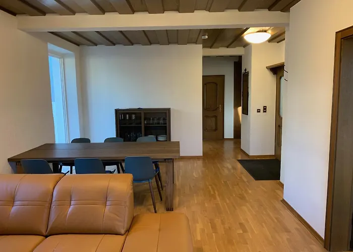 Mit Pool Und Grillplatz In Apartment